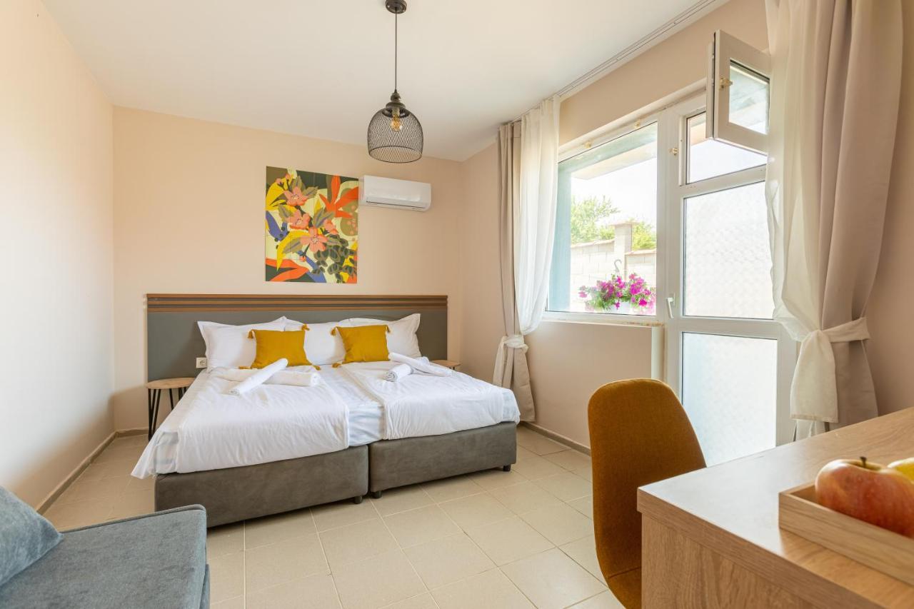 Villa Lеvandi Sinemorec Exteriér fotografie